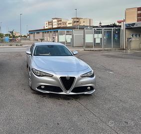 ALFA ROMEO Giulia (2016) - 2017