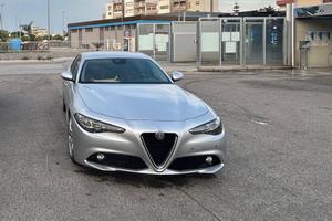 ALFA ROMEO Giulia (2016) - 2017