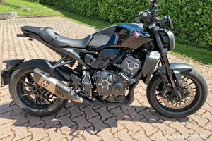 Honda CB1000R black edition