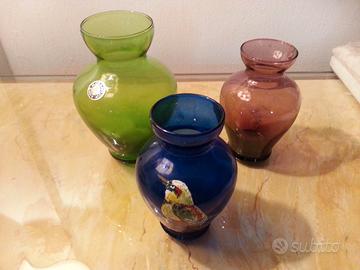 Vetro Murano, tre vasetti colorati