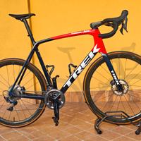 Emonda SLR (tg. 62) + Fulcrum Speed 40