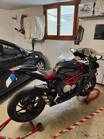 MV Agusta F3 800 + kit da pista