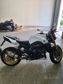 Yamaha FZ8 800cc