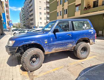 Nissan Patrol GR y61 2.8, passo corto