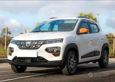 Dacia Spring Comfort Plus Elettrica 2022 com nuova