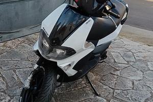 Gilera runner