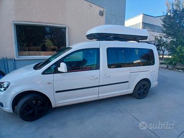 caddy maxi metano 7 posti