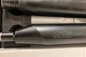 Scarichi Screamin Eagle M8 black e chrome