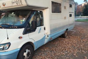 Camper rimor 678