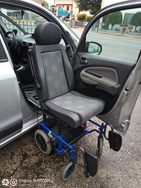 Auto trasporto disabili