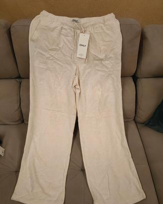 Pantaloni 