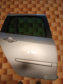 porta posteriore dx renault  modus 2011