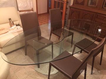 tavolo in vetro 