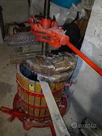 torchio per uva circonferenza 40 cm + pigiatrice 