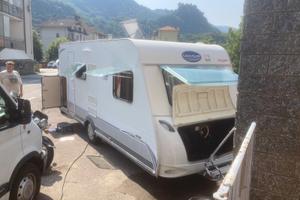 Roulotte caravan caravelair ambince style 486