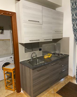 SVUOTO MONOLOCALE – ARREDO COMPLETO