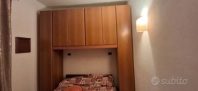 Armadio a ponte e armadio  3 porte con specchio