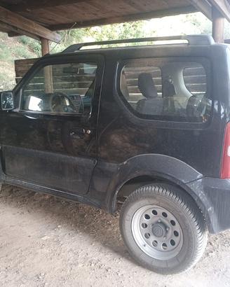 SUZUKI JIMMY