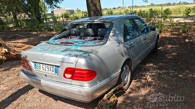 mercedes 300 berlina 