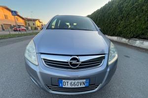 Opel Zafira 1.8 16V VVT Club