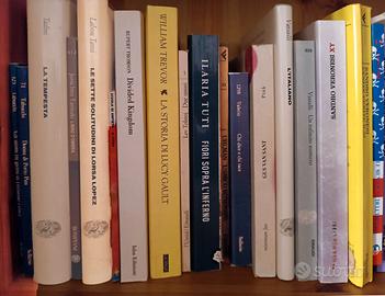 33  libri di autori vari scaffale 4