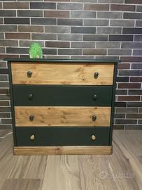 Cassettiera in legno