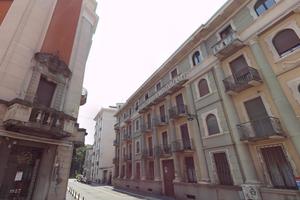 Bilocale + 2 balconi + posto auto