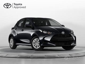 Toyota Yaris Hybrid Active MY22