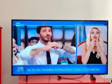Televisore Samsung AU7190 43 pollici