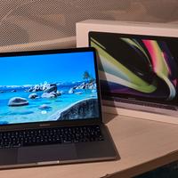 MacBook Pro 13" M1 - 256/8 2021