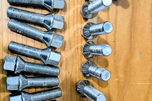 Bulloni M14x1.5 Conici 40/45mm Audi VW Seat 10.9