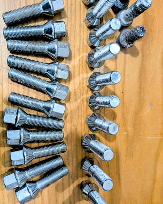 Bulloni M14x1.5 Conici 40/45mm Audi VW Seat 10.9