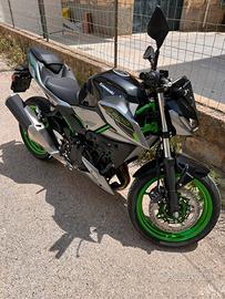 Kawasaki Z500 SE 2025