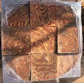 Pavimento originale antico di recupero variegato