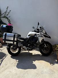 Benelli TRK 502x