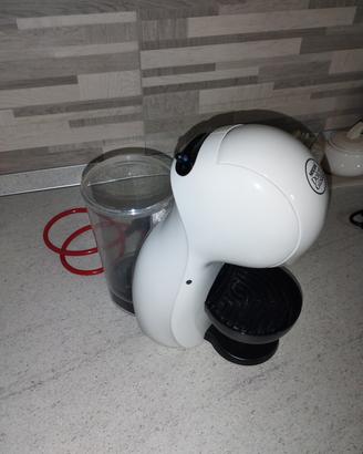 macchina da caffè nescafe  dolce gusto 