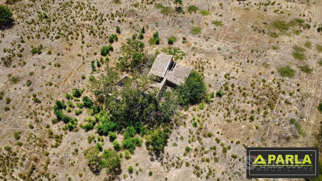 Rustico / Casale di 38300 m² a Naro - Vista 5
