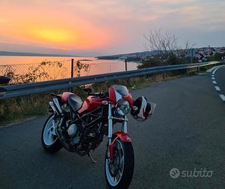 Ducati monster s2r800