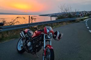 Ducati monster s2r800