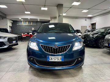 Lancia Ypsilon 1.0 FireFly S&S Hybrid 2023