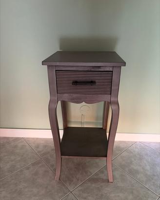 elegante tavolino in legno