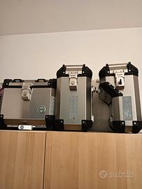 Tris valigie originali benelli