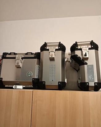 Tris valigie originali benelli