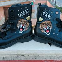 stivali donna decorati