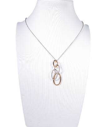 Collana con pendente in oro e diamanti