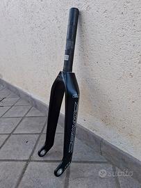 Forcella in carbonio Ice bmx race