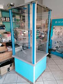 Vetrinetta  illuminata con LED – su ruote - 190cm