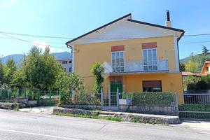 4 LOCALI A SERINO