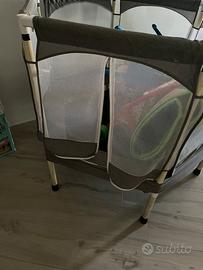 Trampolino per uso interno ed esterno