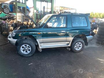 Ricambi MITSUBISHI PAJERO V20 3 PORTE 1998